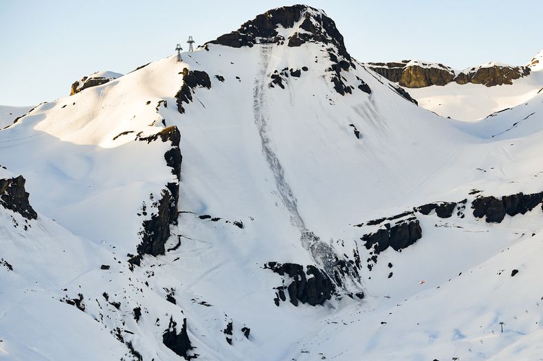 EUR-GEN_SUIZA-AVALANCHA-0.jpg