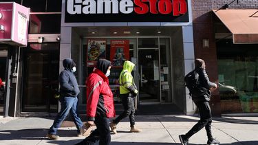 netflix prepara una pelicula sobre el fenomeno de gamestop y wall street