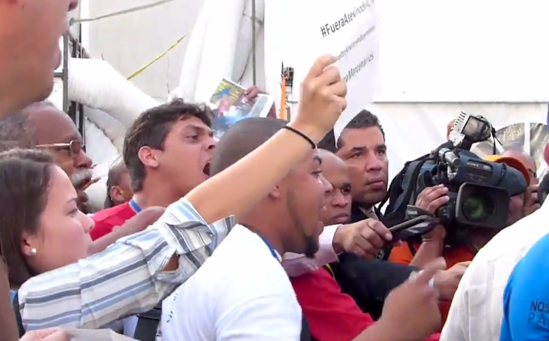 Captura de pantalla 2015-04-09 a las 5.55.03 PM.png