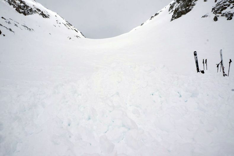 Cuatro esquiadores alemanes mueren en un alud en Suiza