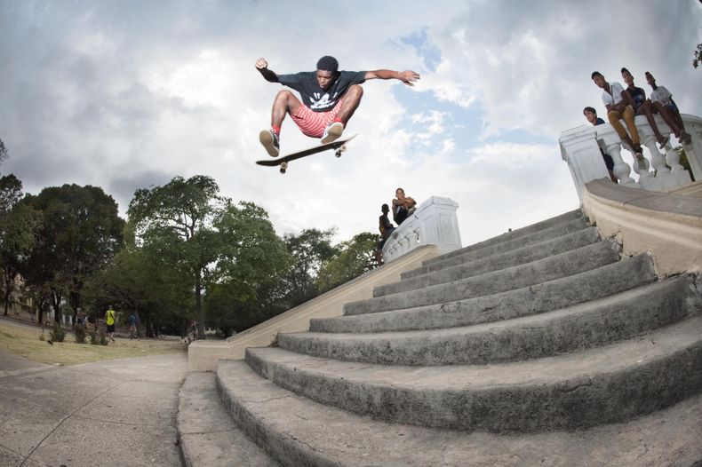 patineta cuba skate.jpg