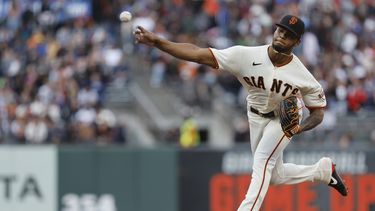 Rodón poncha a 10 en blanqueada de Gigantes sobre Cachorros
