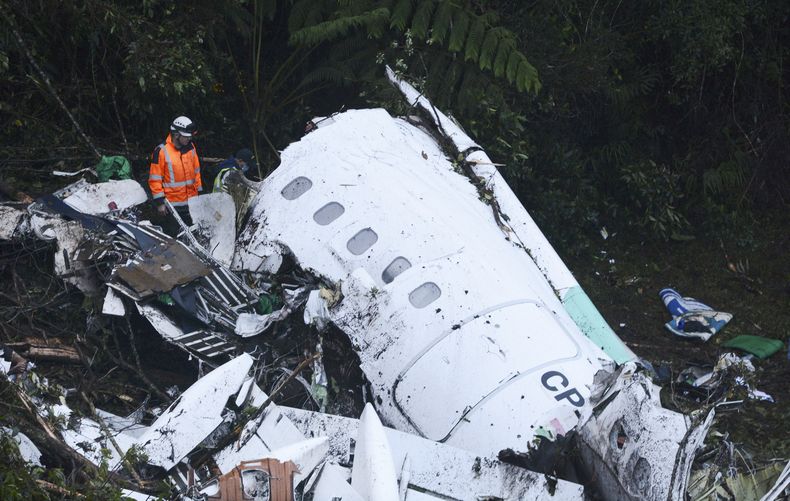 DEP-FUT_COLOMBIA-AVION-0.jpg