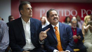 En la foto, Eduardo Bhatia y José Luis Dalmau Santiago.
