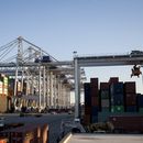 Déficit comercial de EEUU disminuye por 2do mes consecutivo