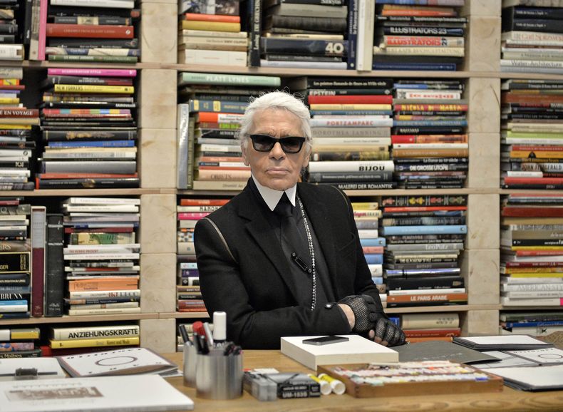 ESP-GEN_LAGERFELD-DECESO-0.jpg