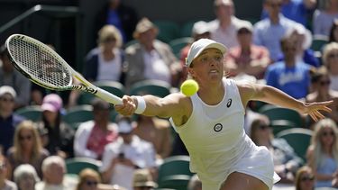 Argentino Baez debuta con victoria en Wimbledon