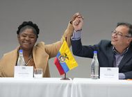 colombia: petro y uribe se reunen pese a hondas diferencias