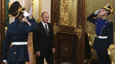 en la television rusa, putin revelo los detalles de como decidio la anexion de crimea
