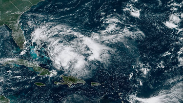depresion tropical podria llegar al sur de la florida este fin de semana