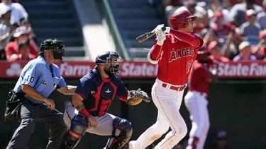 Angelinos superan a Mellizos y ganan series sucesivas