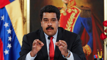 Maduro reorganiza su gabinete, pero con los mismos nombres