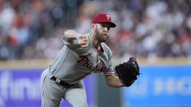 Zack Wheeler, de los Filis de Filadelfia, cumple con su apertura del sábado 29 de abril de 2023, ante los Astros de Houston (AP Foto/David J. Phillip)