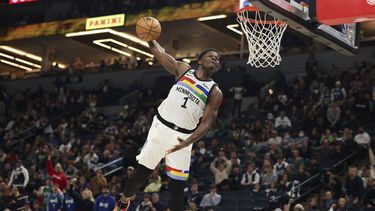 Twolves gana por 150-126; rompe récord de puntos del equipo