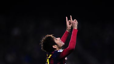 americateve | El breasile&ntilde;o Neymar, del Barcelona, festeja su gol contra el Cartagena, durante un encuentro de la Copa del Rey, el martes 17 de diciembre de 2013 (AP Foto/Manu Fern&aacute;ndez)