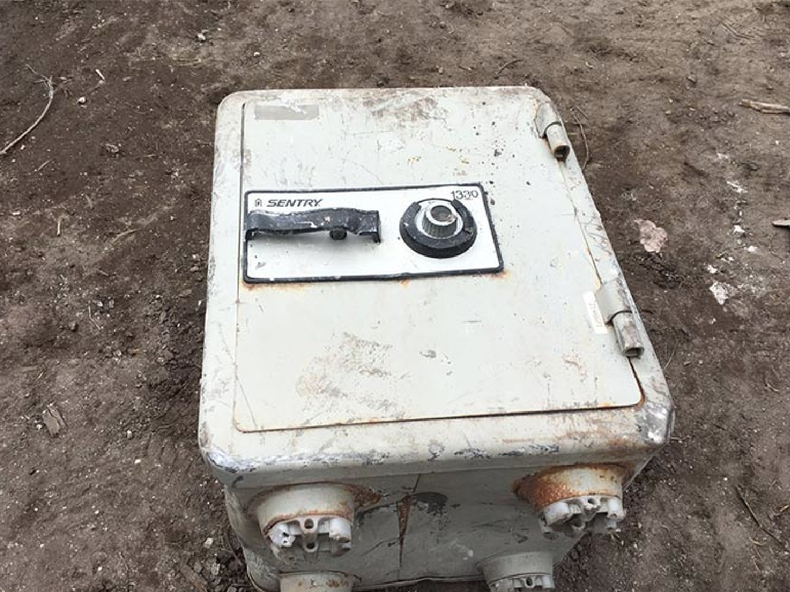 caja fuerte pablo esocbar