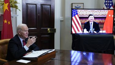 Biden habla con presidente chino Xi