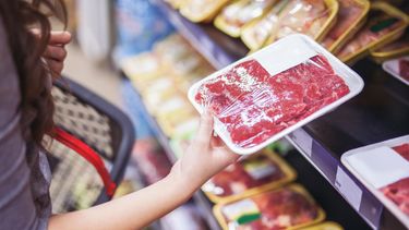 daco interviene con supermercados del oeste que vendieron carne descompuesta