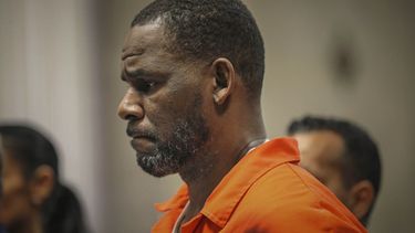 r. kelly en carcel de ny previo a juicio por trafico sexual
