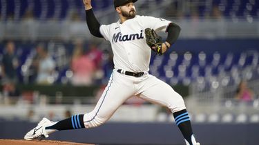 López y Marlins van al arbitraje salarial