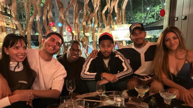 shakira y hamilton, pillados en cena nocturna en barcelona