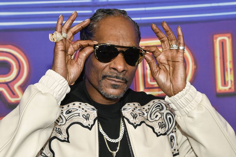 ARCHIVO - Snoop Dogg asiste al SNL50: The Homecoming Concert en el Radio City Music Hall el viernes 14 de febrero de 2025, en Nueva York. (Foto Evan Agostini/Invision/AP, archivo)