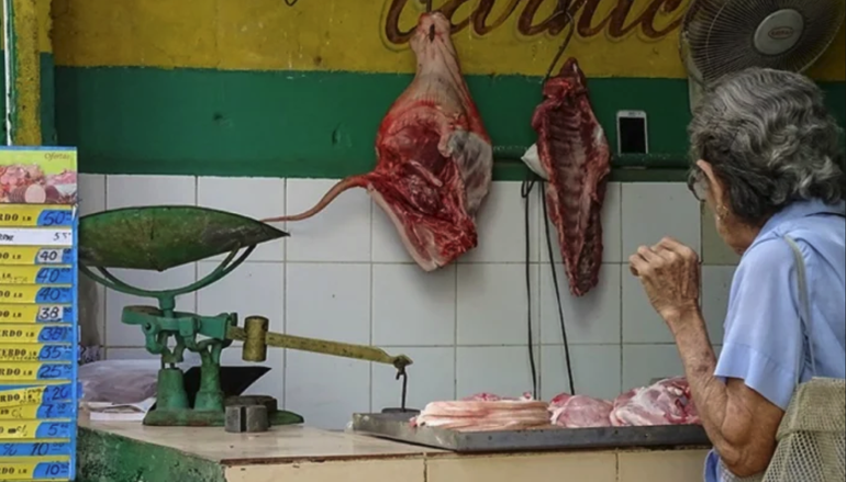 Así están los precios en Cuba: una libra de cerdo 200 pesos y un cartón de huevos 500