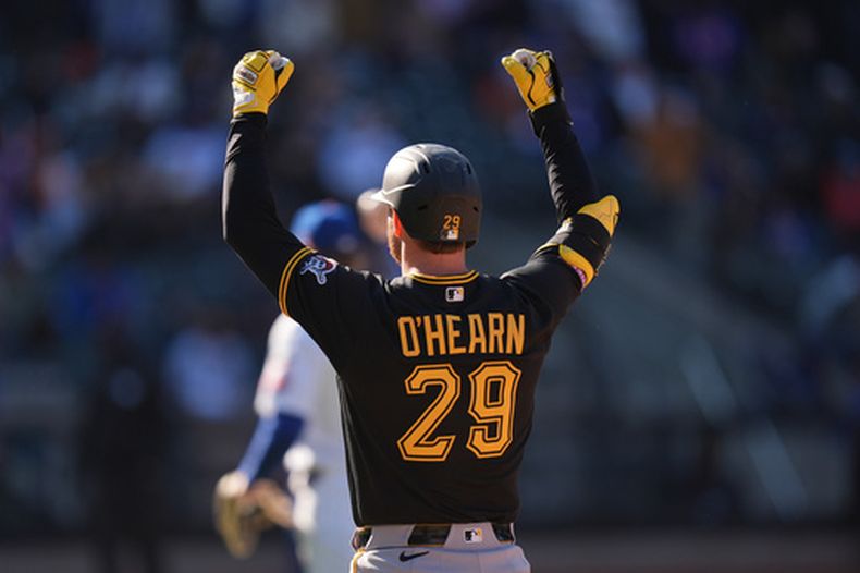 Ryan OHearn de los Piratas de Pittsburgh reacciona tras batear un sencillo remolcador en la décima entrada ante los Mets de Nueva York el domingo 29 de marzo del 2026. (AP Foto/Seth Wenig)