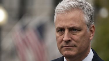 asesor de trump promete transicion profesional