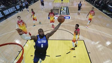 Equipos de NBA se alistan para pelear un sitio en playoffs