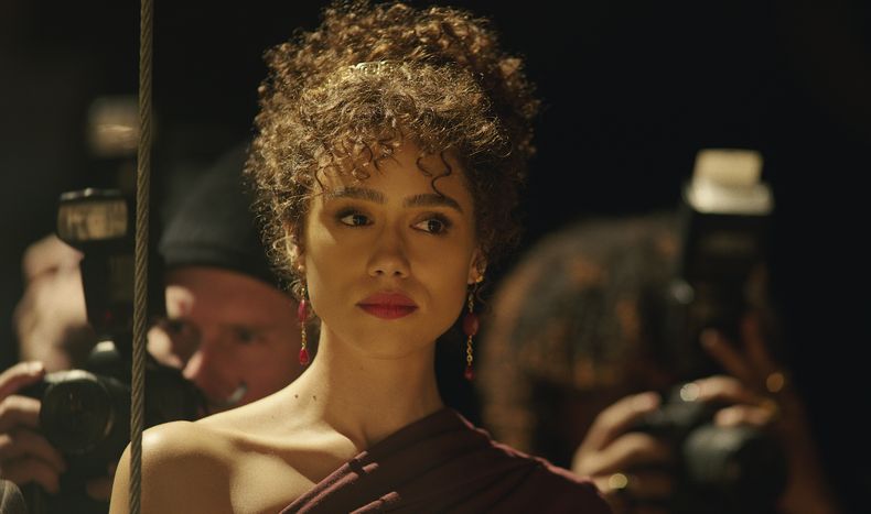 Esta imagen proporcionada por Lionsgate muestra a Nathalie Emmanuel en una escena de Megalopolis. (Lionsgate vía AP)