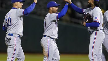 Rangers vuelven a hacer magia en 9no: ganan a Atléticos 8-5