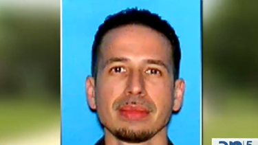 americateve | Las autoridades buscan desesperadamente a Jorge Eduardo Borda, el hombre acusado de intentar asesinar a puñaladas a su ex novia de 21 años mientras la joven dormía en su casa del suroeste de Miami.