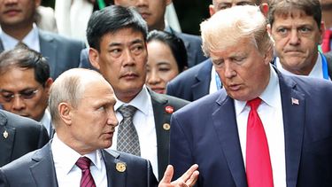 Demócratas quieren documentos de lazos de Trump con Rusia