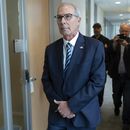 David Weiss, el fiscal que dirige la investigación sobre Hunter Biden, llega al Congreso en Washington el 7 de noviembre de 2023. . (Foto AP /Jose Luis Magana)