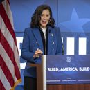 La gobernadora de Michigan, Gretchen Whitmer, pronuncia un discurso en un evento el miércoles 9 de abril de 2025, en Washington. (AP Foto/Mark Schiefelbein)