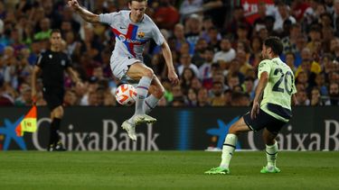 Barcelona y Man City empatan en amistoso a beneficio