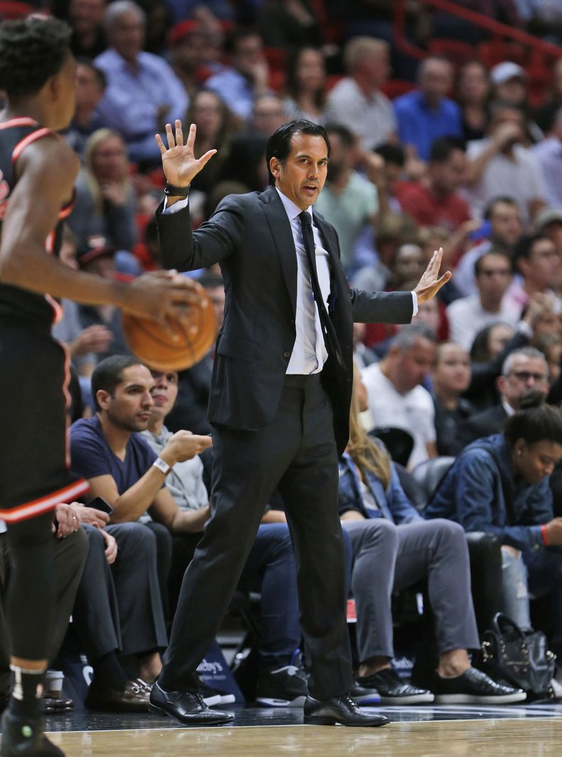 DEP-BAS_BULLS-HEAT-0.jpg