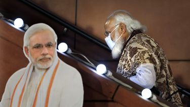 India: Renuncian 12 ministros ante reestructura del gabinete