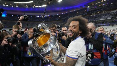 Marcelo deja al Real Madrid tras 5to título de la Champions