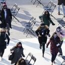 Ensayo de acto de Biden interrumpido por incendio