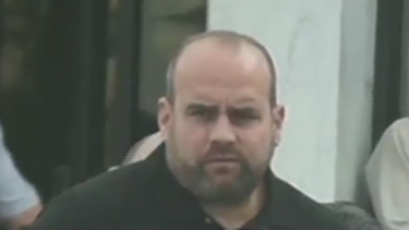 detective del departamento de policia de sweetwater se entrego a las autoridades