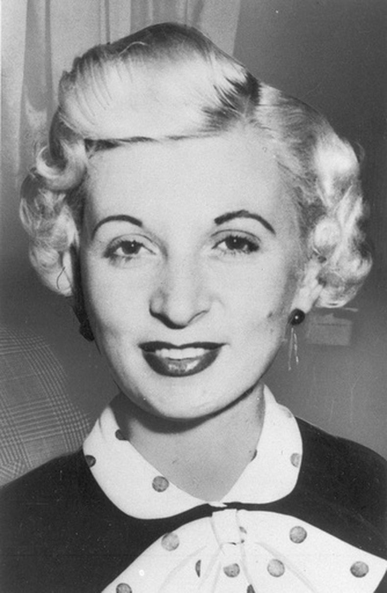 Ruth Ellis, de 28 años, en una foto de archivo del 4 de julio de 1955. Ellis fue condenada a la horca por matar a su pareja, quien abusaba de ella. Su sentencia, vista por muchos como injusta, fue conmutada el 8 de julio de 2026. (Foto AP, Archivo)