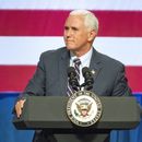 Pence acusa a China de interferir en la política de EEUU
