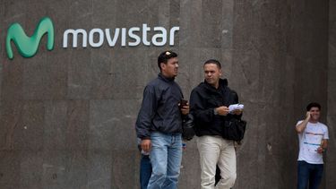 Proveedores servicio celular suspenden llamadas a extranjero