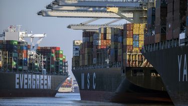 Repunta la economía de EEUU en 2021; creció en 5,7%