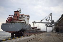 turquia: primer barco de grano saldra de un puerto ucraniano