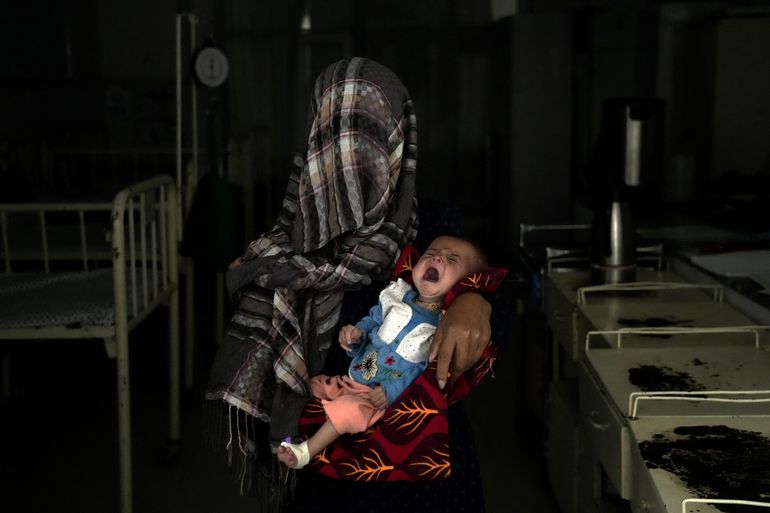 1,1 millones de niños afganos sufrirán desnutrición: ONU