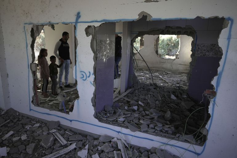 Israeli destruye vivienda de atacante palestino