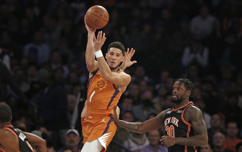 Suns suman 15 victorias al hilo; ganan 118-97 a  Knicks